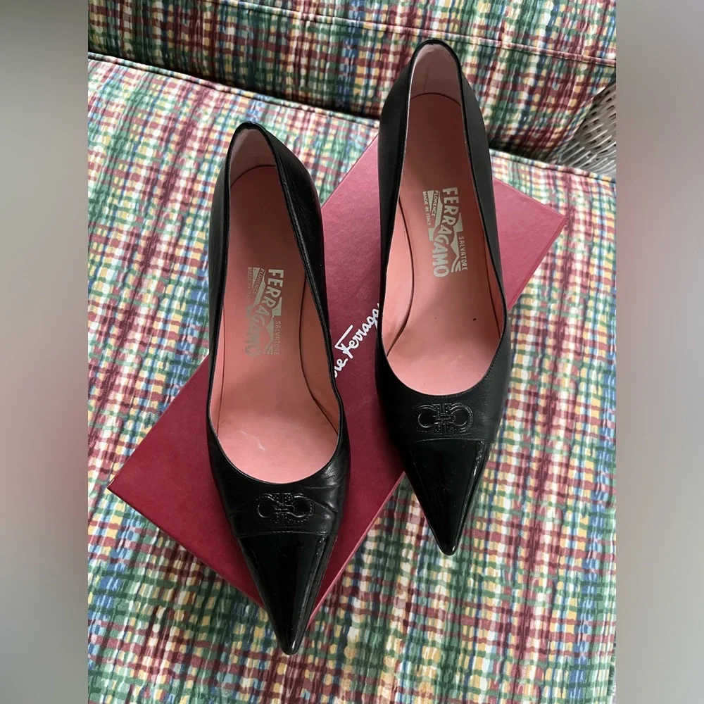 Salvatore Ferragamo black pointed dress heels. - Picture 1 of 8